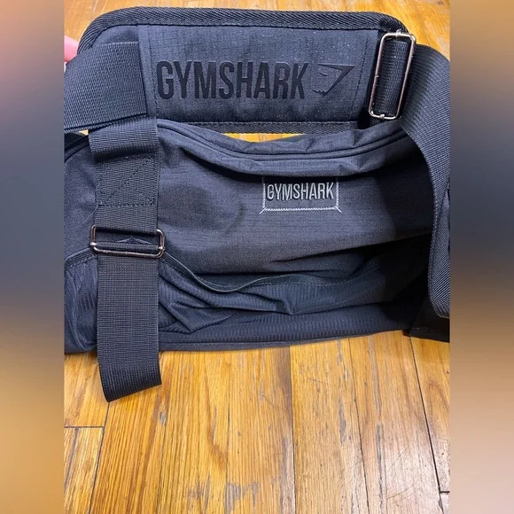 Gymshark Lifestyle/Duffle Gym Bag w/ Shoe Compartment - Picture 4 of 11